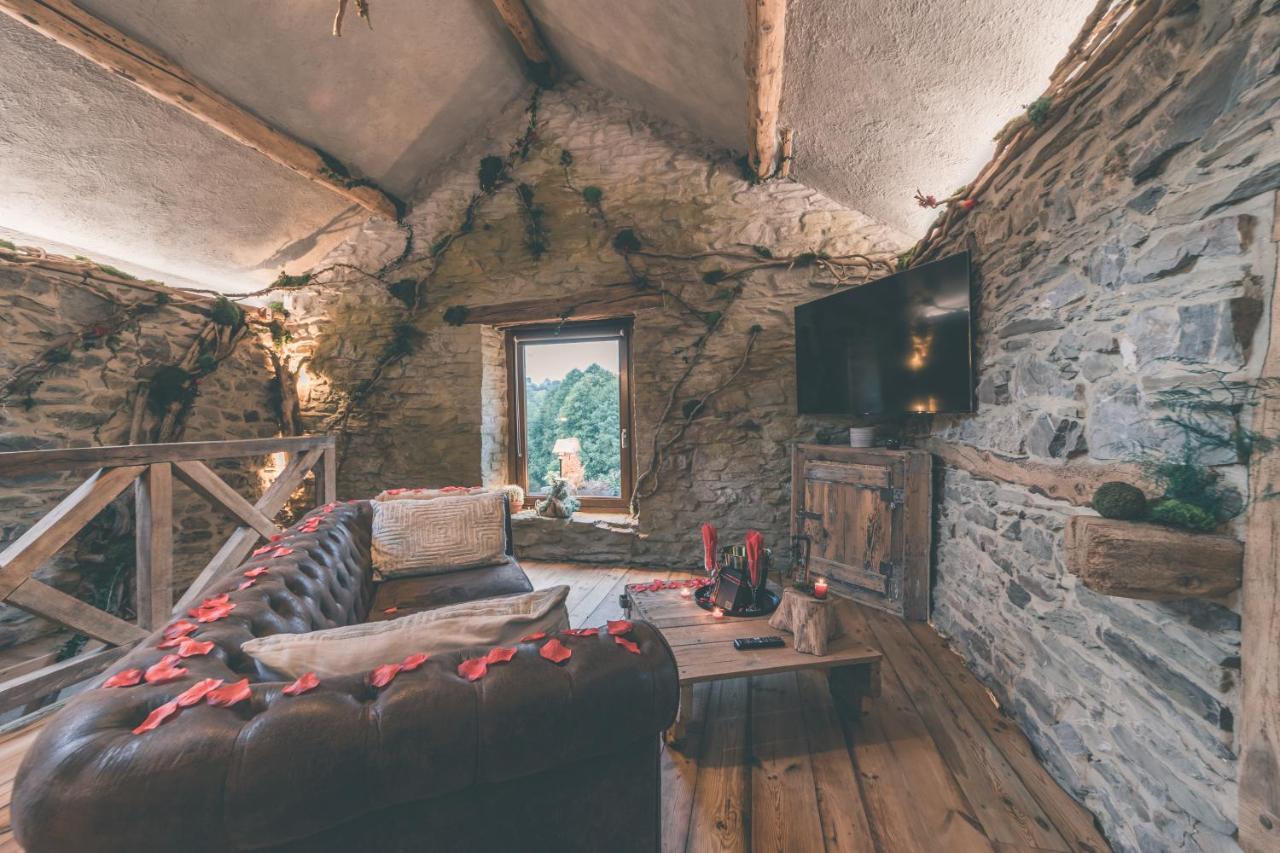 Romantic Getaway - Sauna And Jacuzzi - El Clandestino Stoumont Buitenkant foto